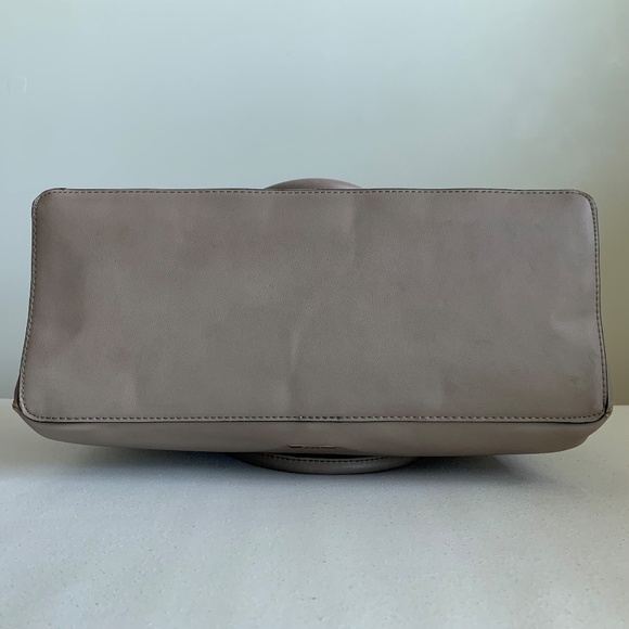 Aldo Taupe and Gold Hardware Large Tote Work Office Bag Purse (GUC) - Picture 7 of 16